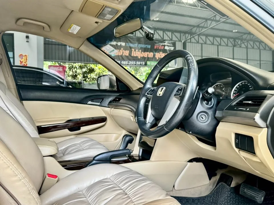 2009 Honda Accord VIII 3