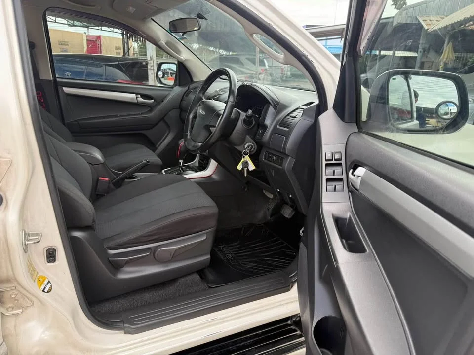 2012 Isuzu D-Max II (RT) 2