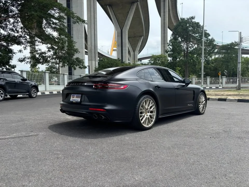 2020 Porsche Panamera II 3
