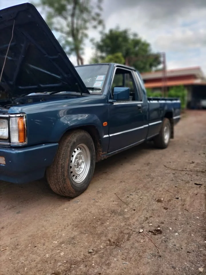 1999 Mitsubishi Triton II 3