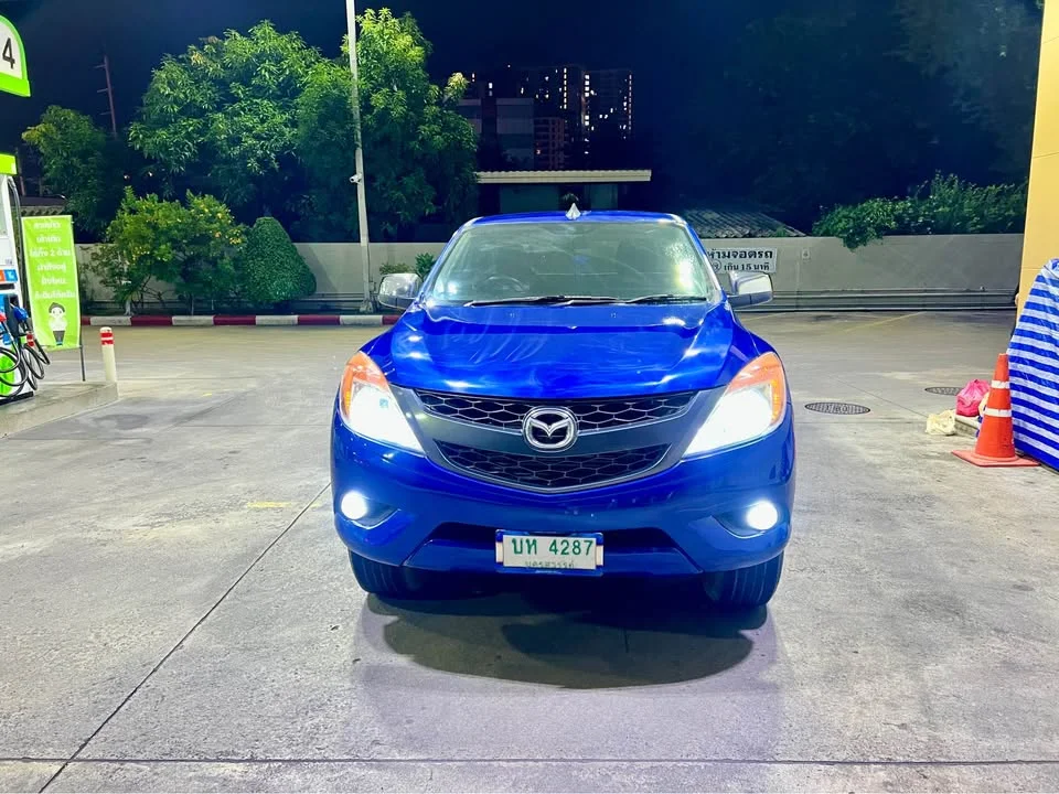 2013 Mazda BT-Series II 2