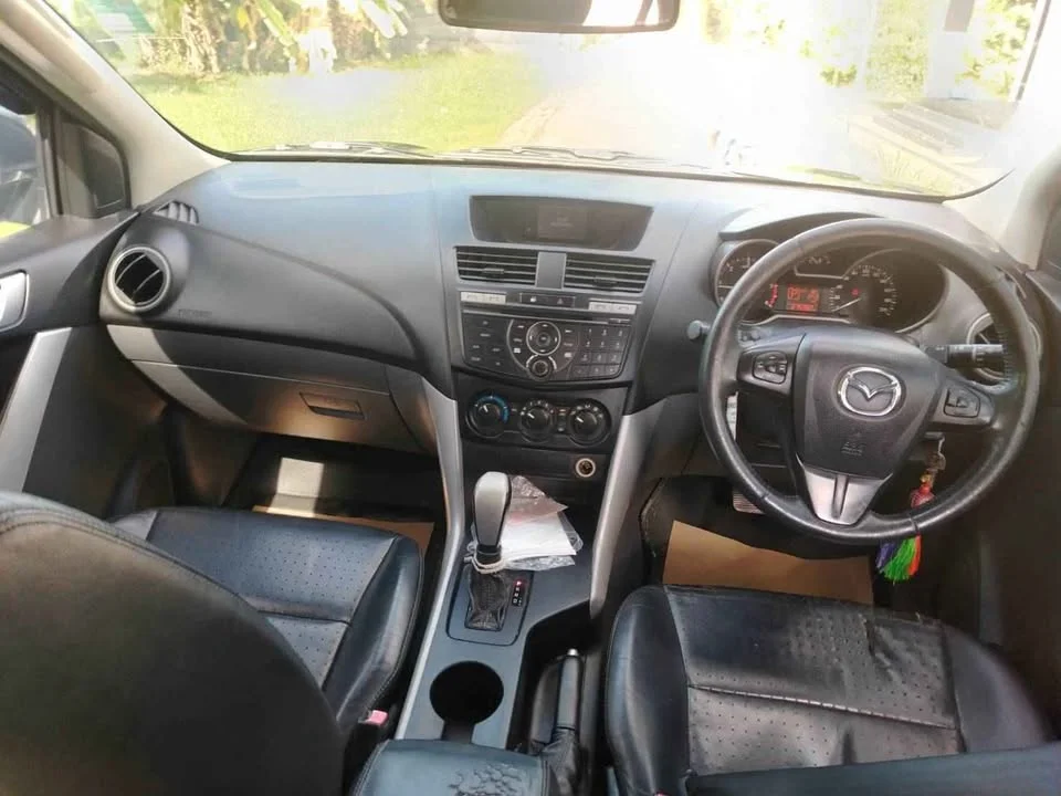 2012 Mazda BT-Series II 2