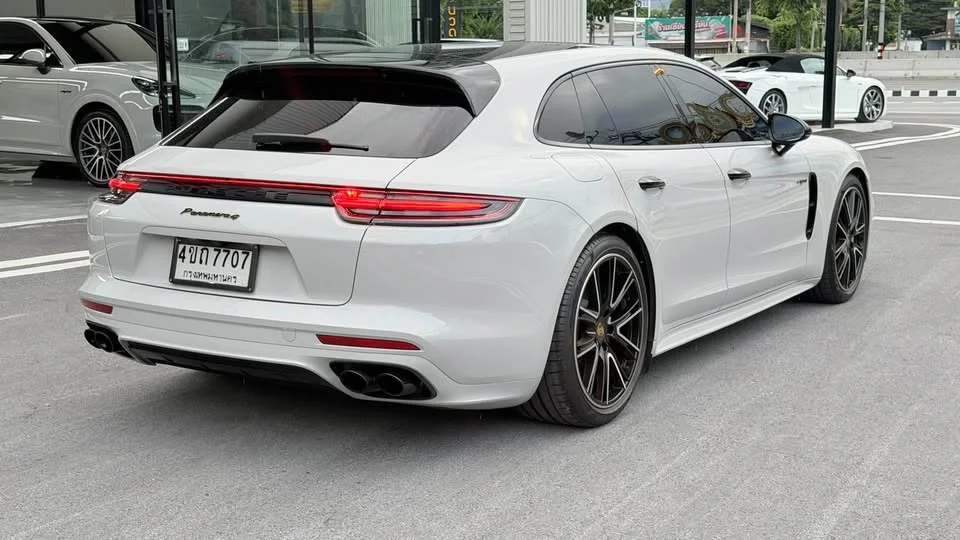 2019 Porsche Panamera II 3