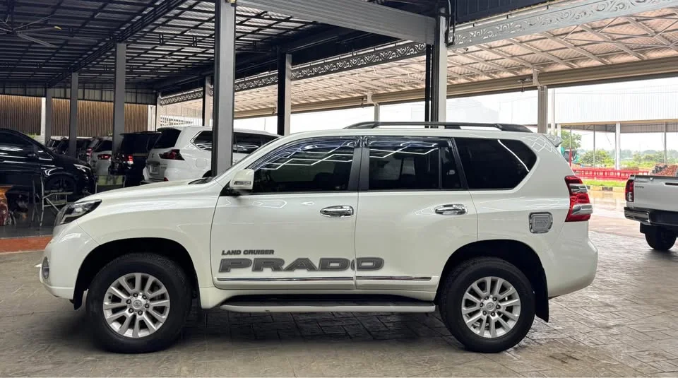 2015 Toyota Land Cruiser Prado J150 2