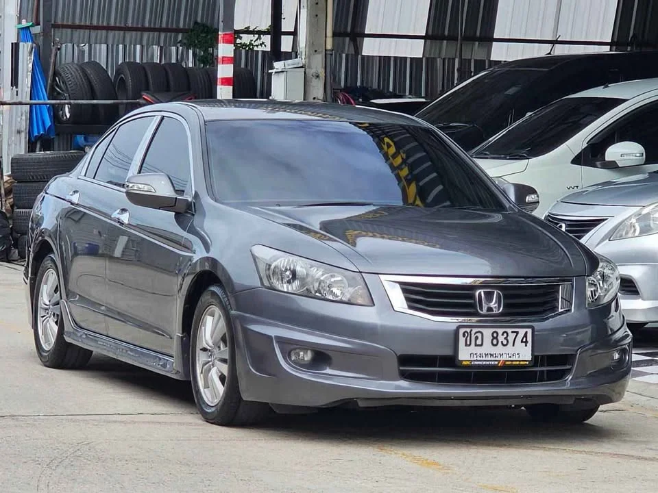 2008 Honda Accord VIII 2