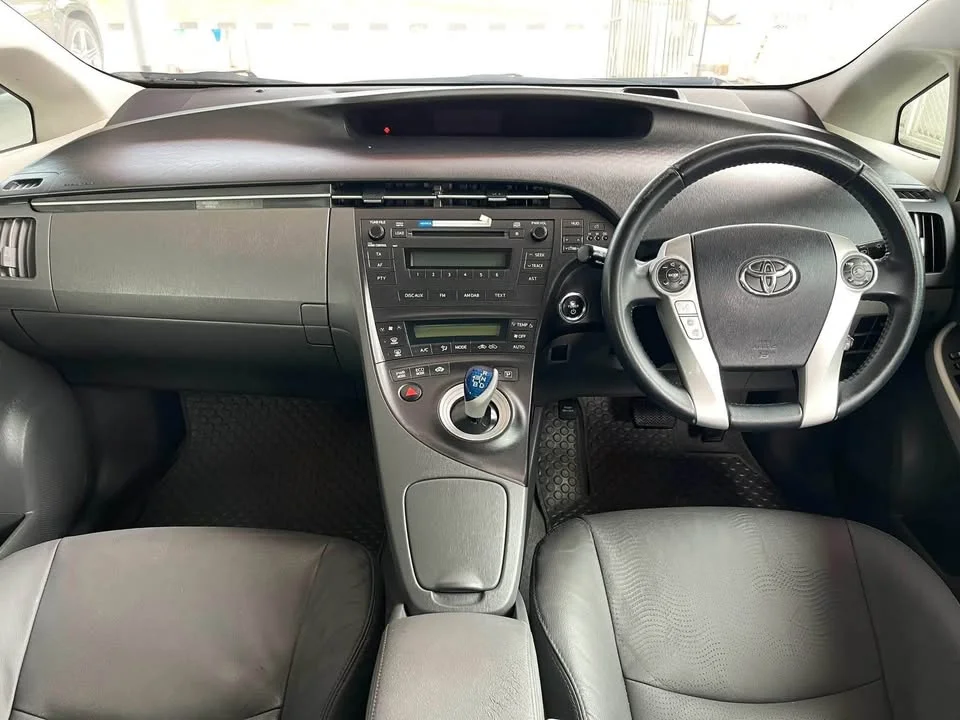 2017 Toyota Prius III 3