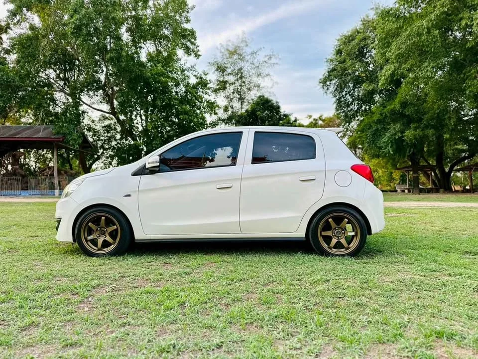 2016 Mitsubishi Mirage VI 3