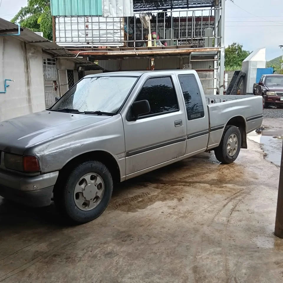 1994 Isuzu TFR III 3