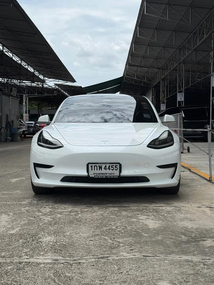 2020 Tesla Model 3 2
