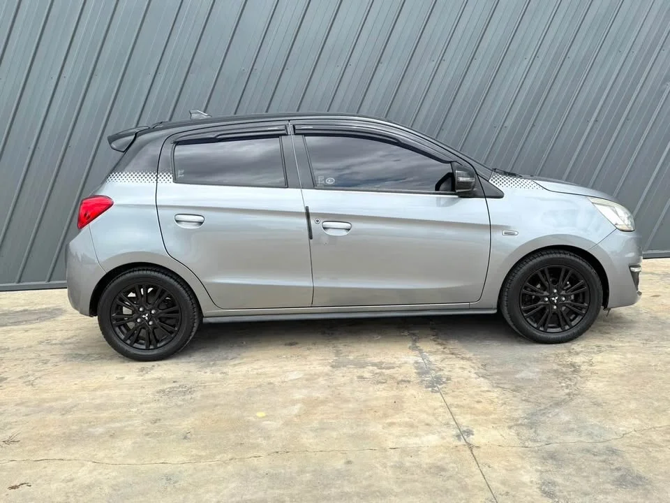 2018 Mitsubishi Mirage VI 3
