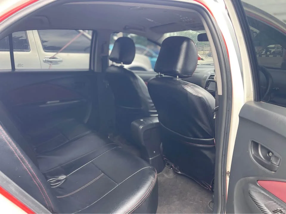 2010 Toyota Vios II 2