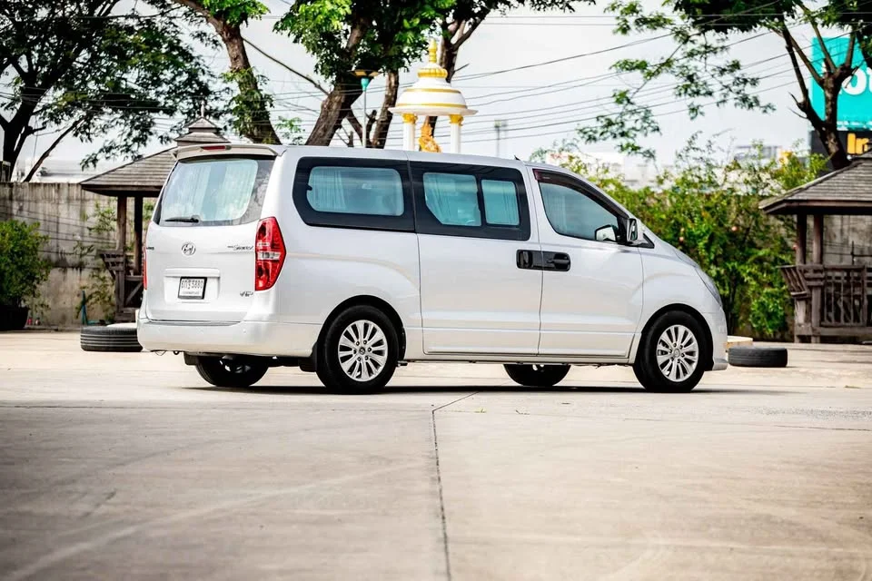 2013 Hyundai H-1 II 3
