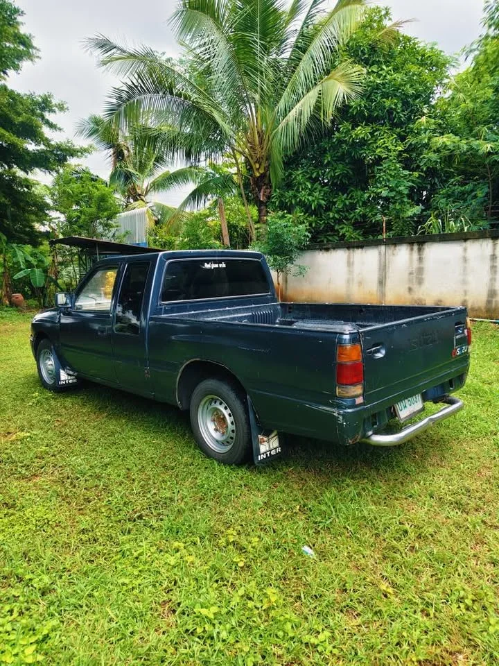 1996 Isuzu TFR III 3