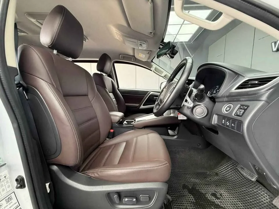2023 Mitsubishi Pajero Sport III 2