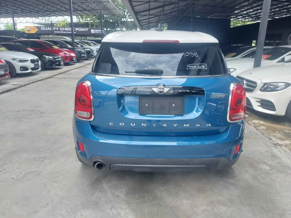 2018 Mini Hatch  III 2