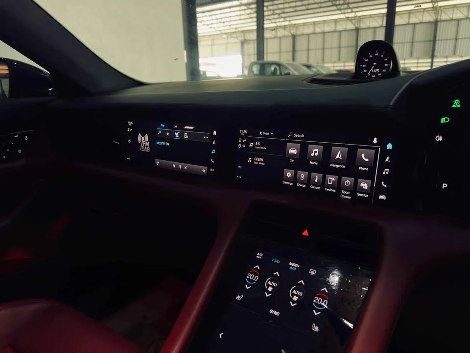 2024 Porsche Taycan 9J1 2