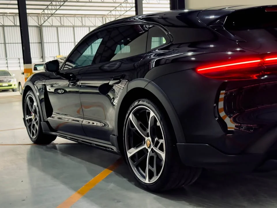 2022 Porsche Taycan 9J1 3