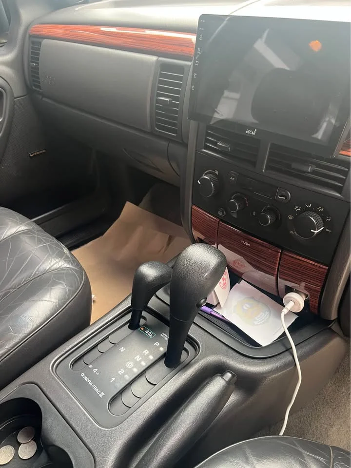 2001 Jeep Grand Cherokee WJ 2