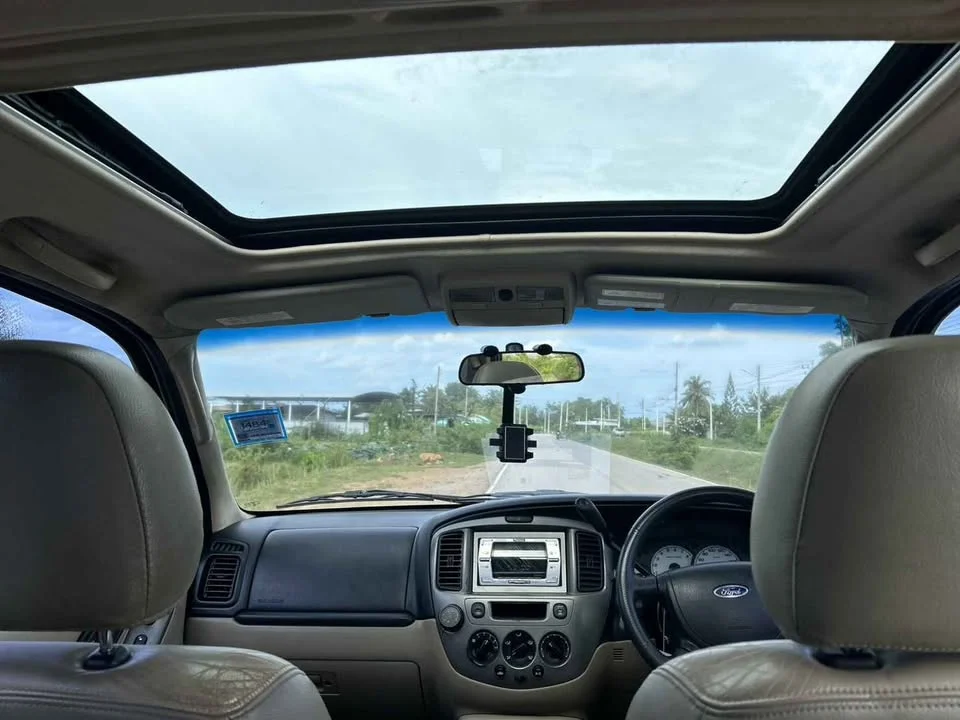 1999 Ford Escape I 3