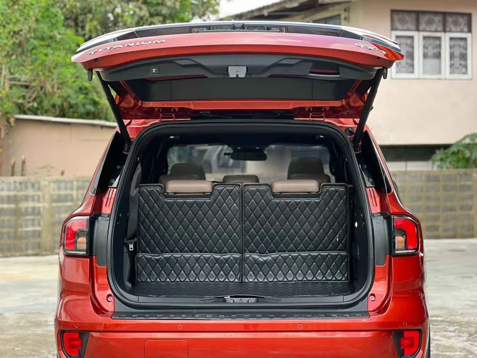 2022 Ford Everest III 3