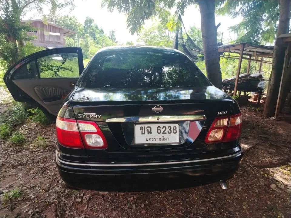 2002 Nissan Sunny N16 3