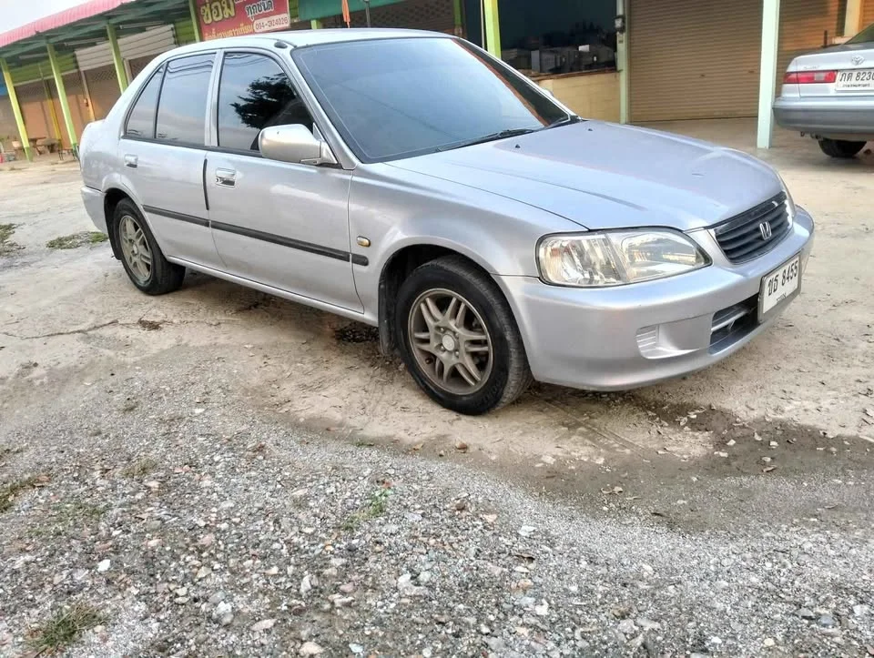 2000 Honda City III 2