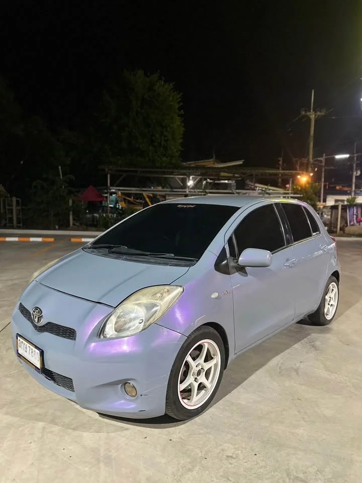 2006 Toyota Yaris II 2
