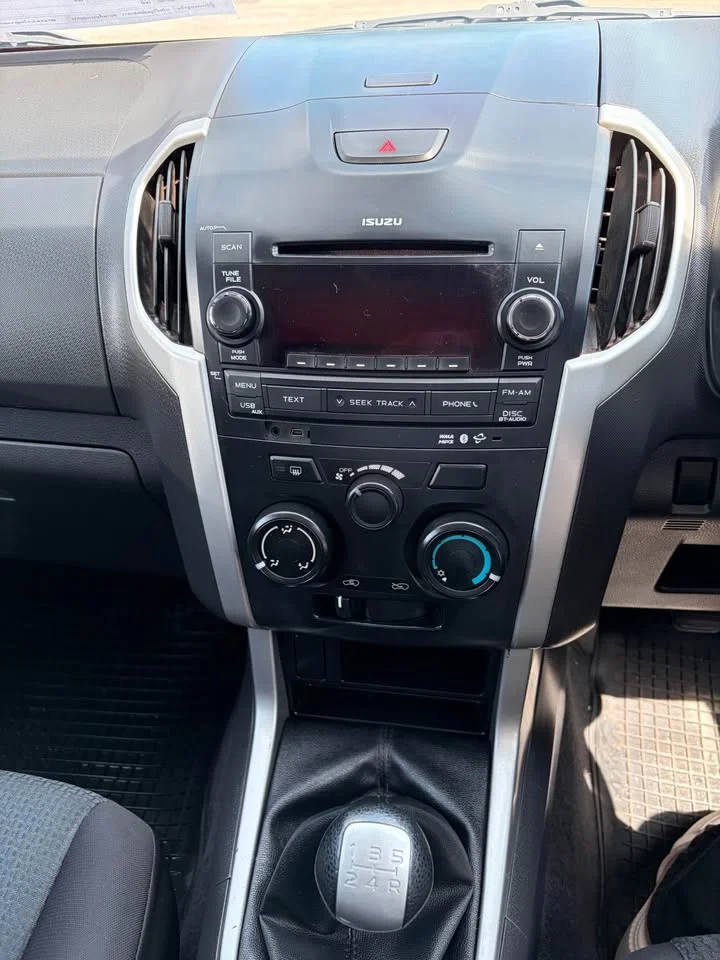 2014 Isuzu D-Max II (RT) 3