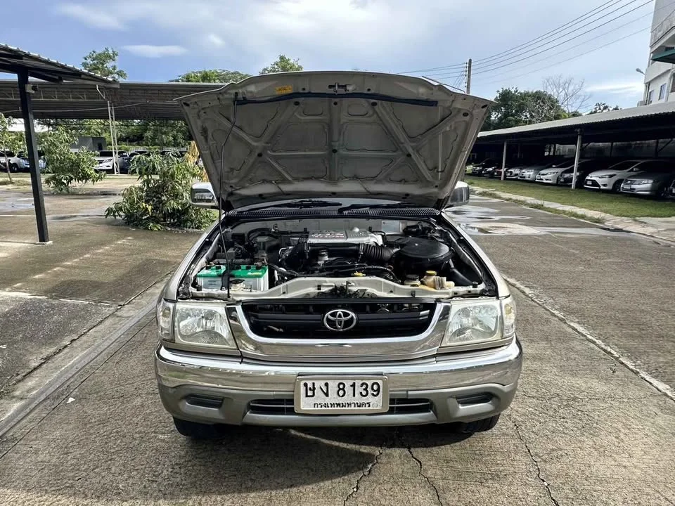 2003 Toyota Hilux Tiger VI 2