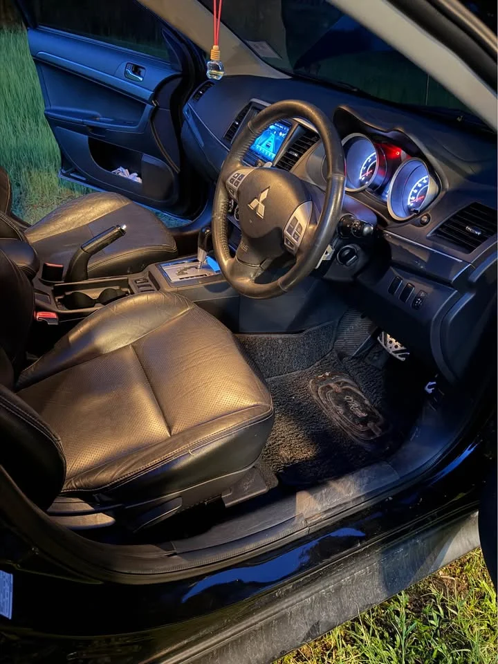 2010 Mitsubishi Lancer IX 2