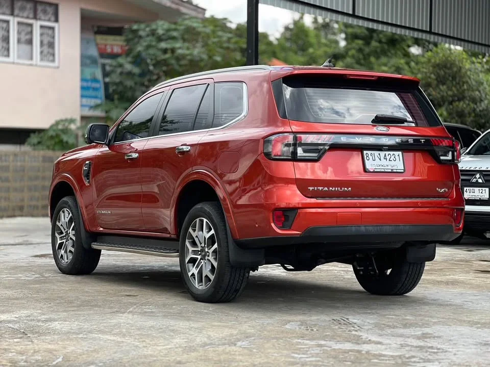 2022 Ford Everest III 2