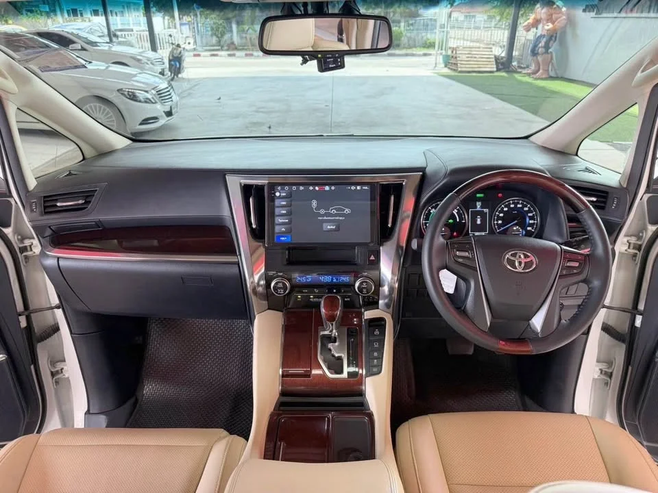 2017 Toyota Alphard, Vellfire IV (AH40) 3