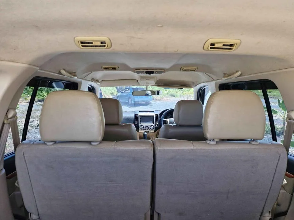 2010 Ford Everest I 2