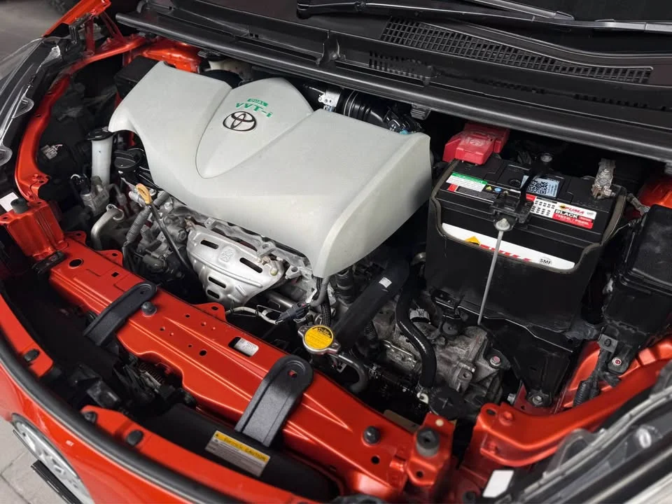2016 Toyota Sienta II 2