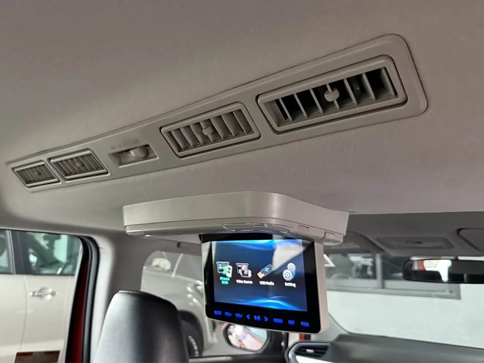2016 Toyota Sienta II 3