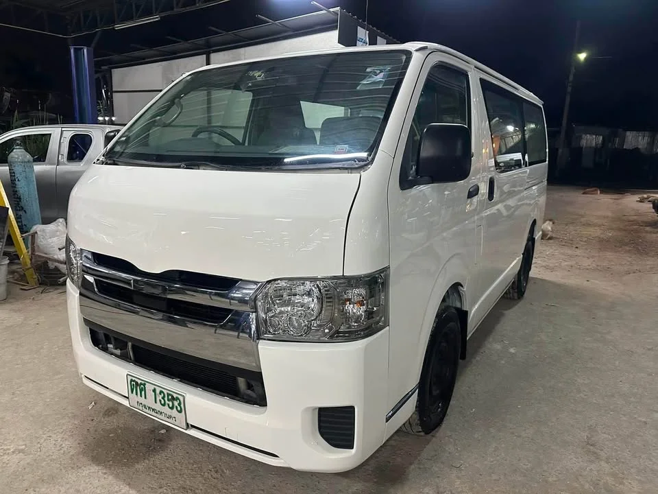 2007 Toyota HiAce V (H200) 2