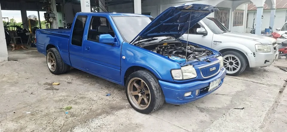 2003 Isuzu Faster Dragon Eyes III 2