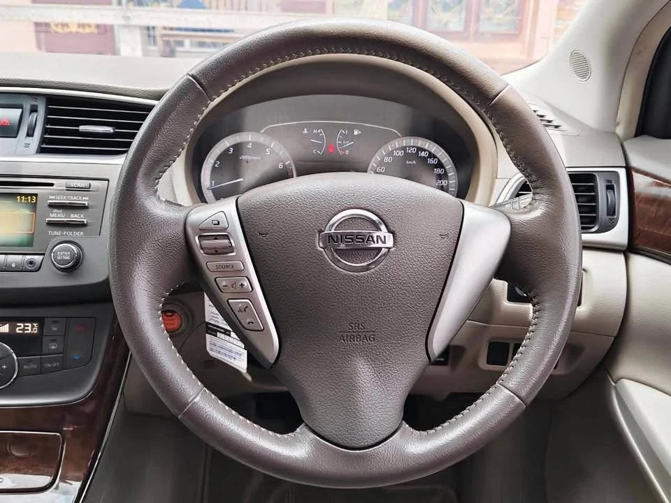 2012 Nissan Sylphy III (B17) 2