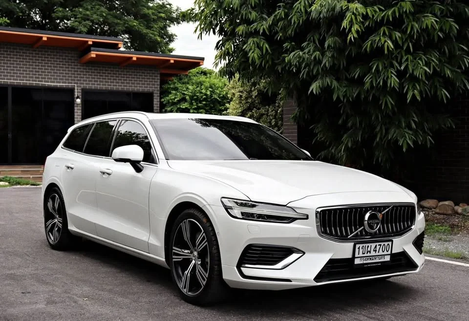 2021 Volvo V60 II 3