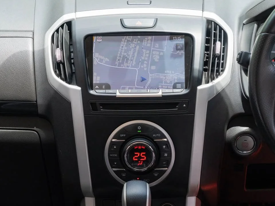 2020 Isuzu MU-X I 3