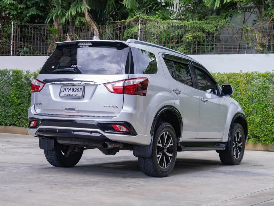 2020 Isuzu MU-X I 2