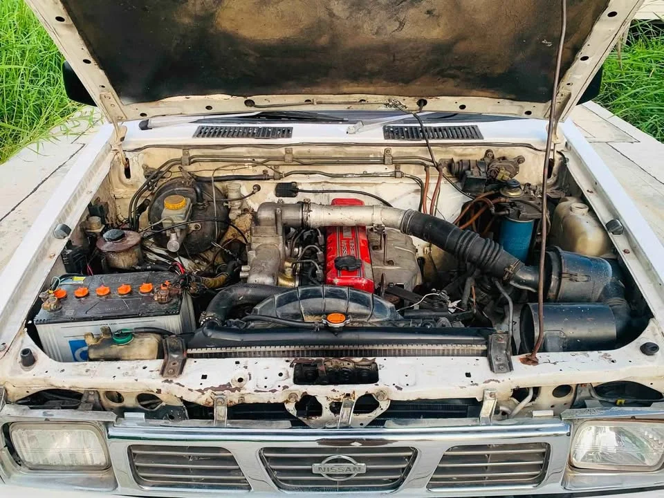 1997 Nissan Big M D21 2