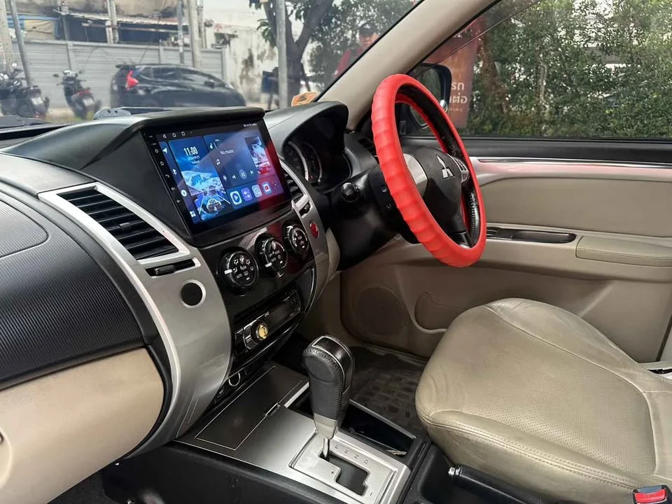 2012 Mitsubishi Pajero Sport II 2