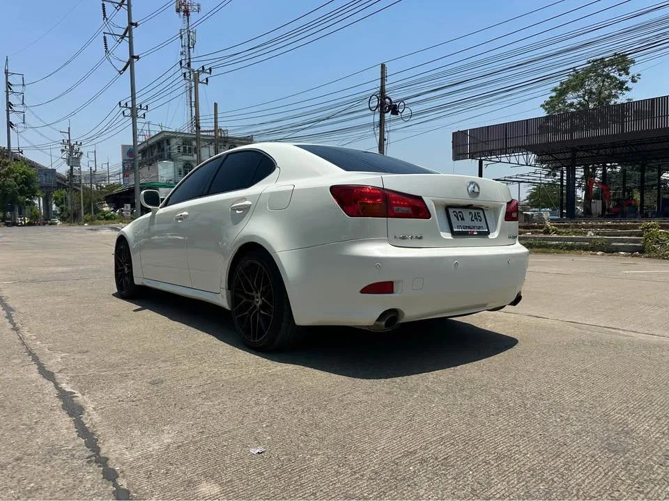 2006 Lexus IS II 2