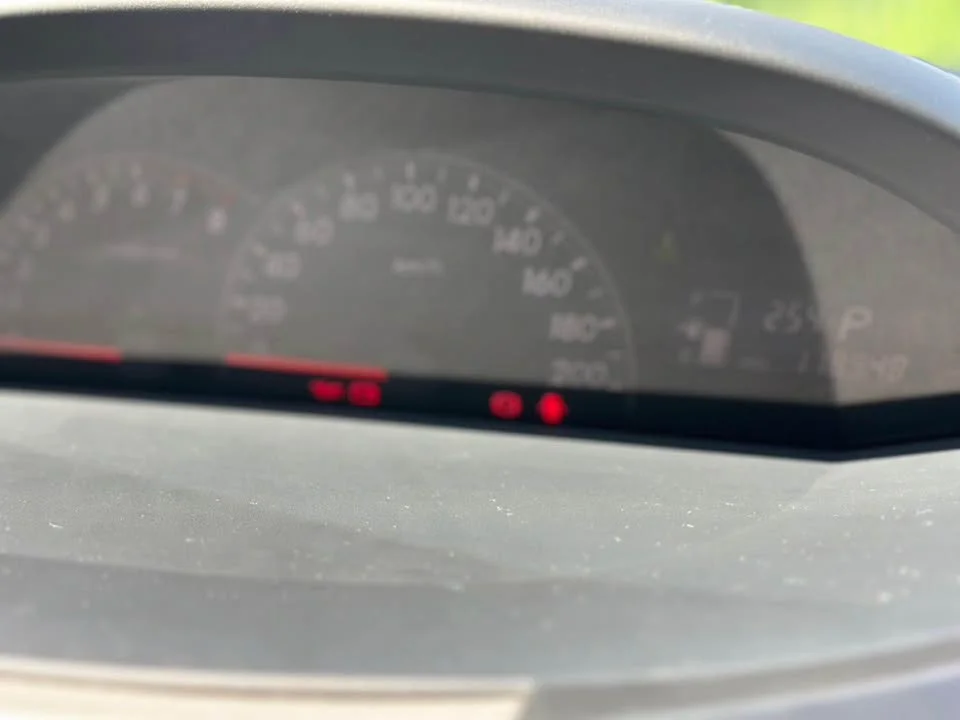 2010 Toyota Yaris II 2