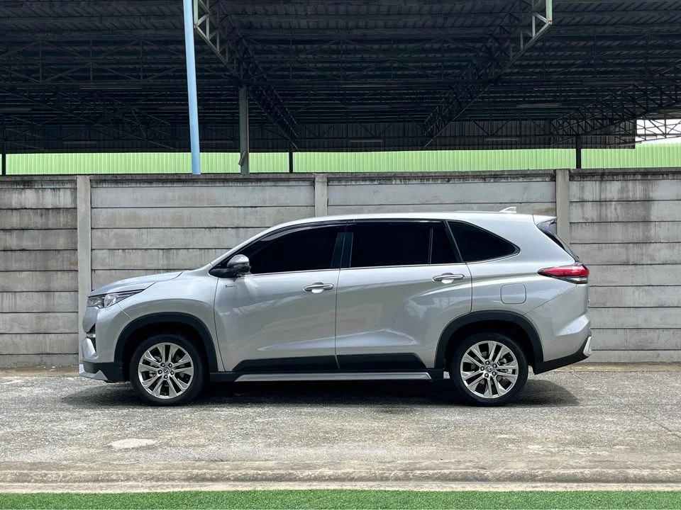 2026 Toyota Innova III 3