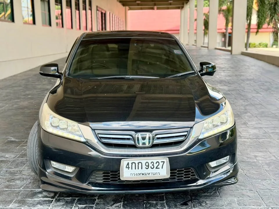 2014 Honda Accord IX 3