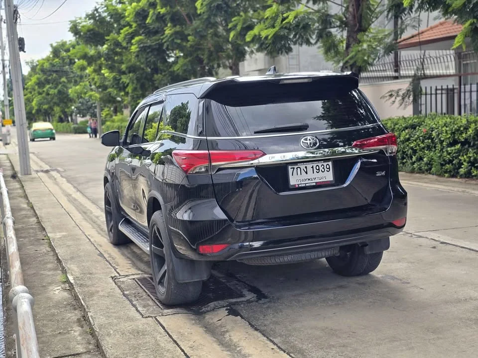 2018 Toyota Fortuner II 3