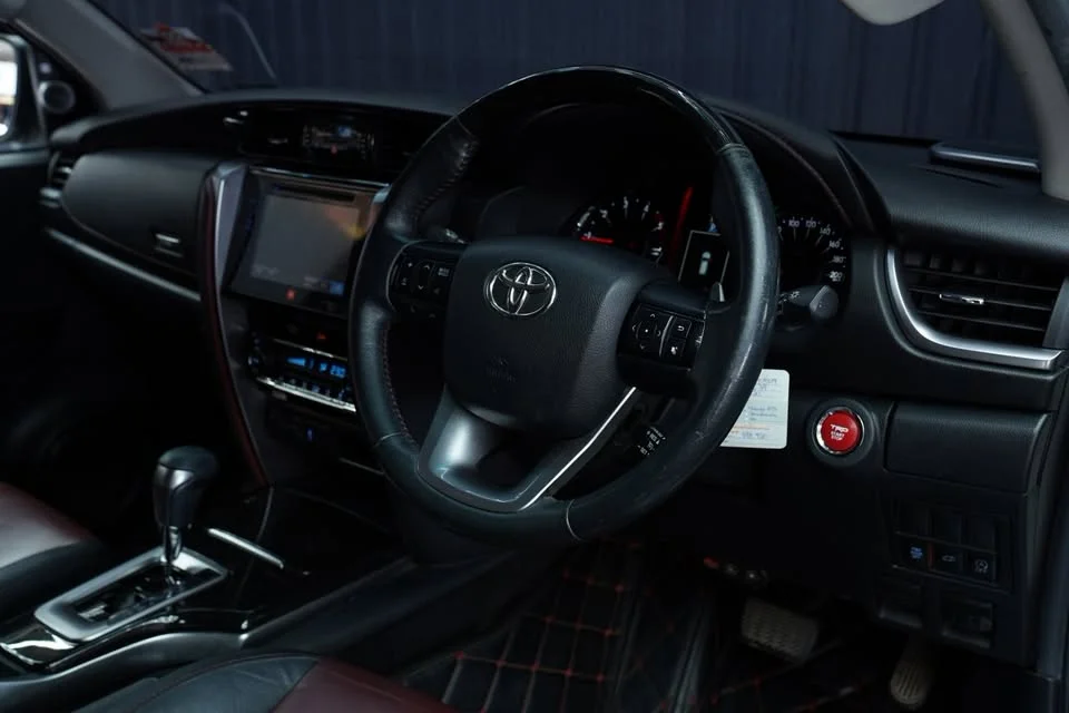 2017 Toyota Fortuner II 3