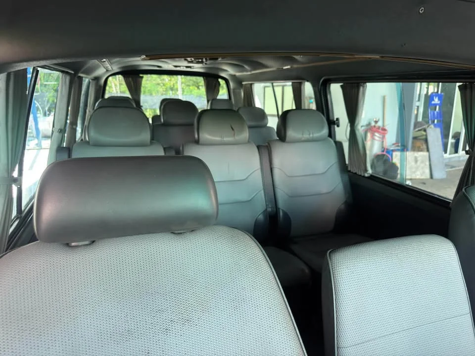2002 Toyota Commuter IV (H100) 2
